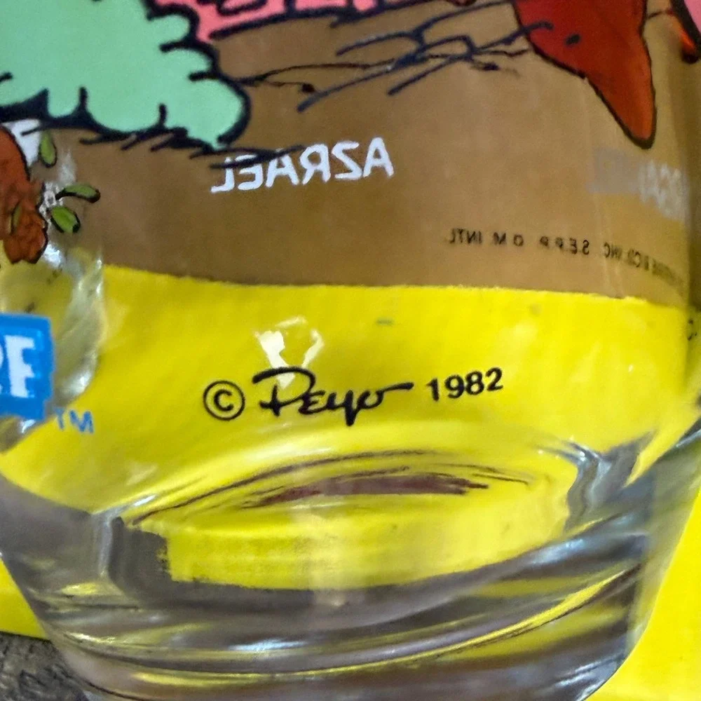 2 Vintage‎ 1982 Smurfs Glasses w/ Gargamel Azrael Wallace Berrie Peyo Collector